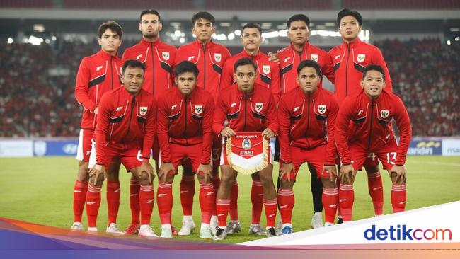 Indonesia Vs Vietnam: VAR Dipakai, Rayhan Hannan Lolos Kartu Merah