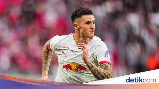 Legenda Newcastle Sindir Sesko yang Pilih MU