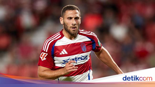 Diamuk Fans, Fortuna Dusseldorf Batal Rekrut Pemain Israel Ini