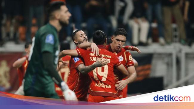 Klasemen Indonesia Super League: Persija Pertama Arema Kedua