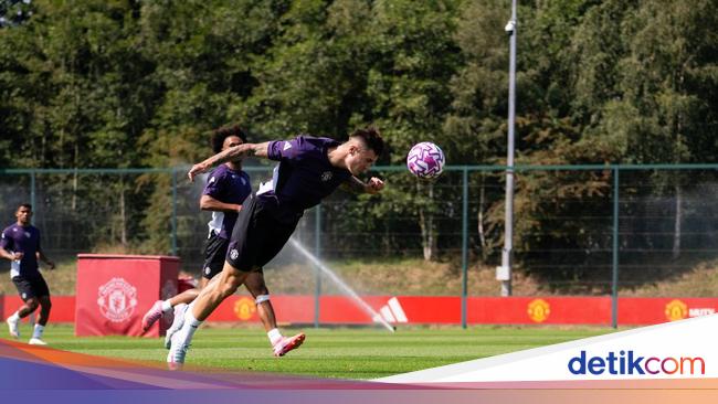 Benjamin Sesko Akan Dibawa MU Jadi Striker Kelas Dunia!