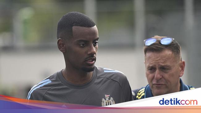 Domino Transfer 3 Klub Ini Bisa Muluskan Isak ke Liverpool