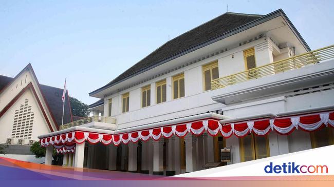 Wisata Sejarah, Cara Beda Generasi Muda Menyerap Semangat Kemerdekaan - detik Wisata Sejarah, Cara Beda Generasi Muda Menyerap Semangat Kemerdekaan - detik