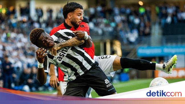 Verdonk Main Penuh Bawa NEC Kalahkan Heracles Untuk ke Puncak