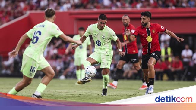 Hasil dan Klasemen Liga Spanyol: Barca di Puncak, Madrid Belum Main