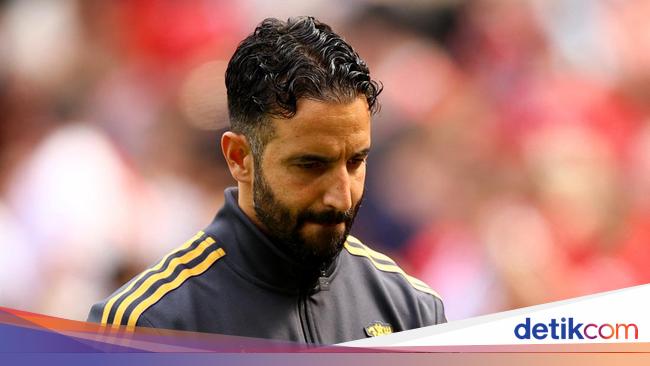 Rekor Amorim: Manajer MU Tercepat Capai 15 Kekalahan