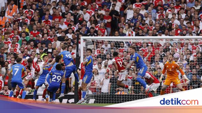 ラウンドIを完了し、アーセナルはリーズを2-0でリードしました