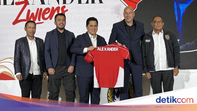 Profil Direktur Teknik PSSI yang Baru Alexander Zwiers