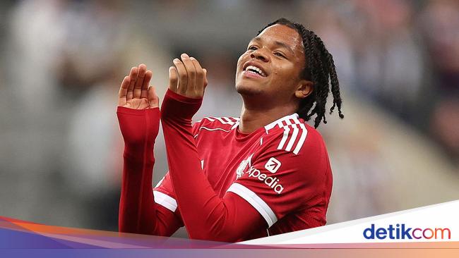 Debut Indah Rio Ngumoha