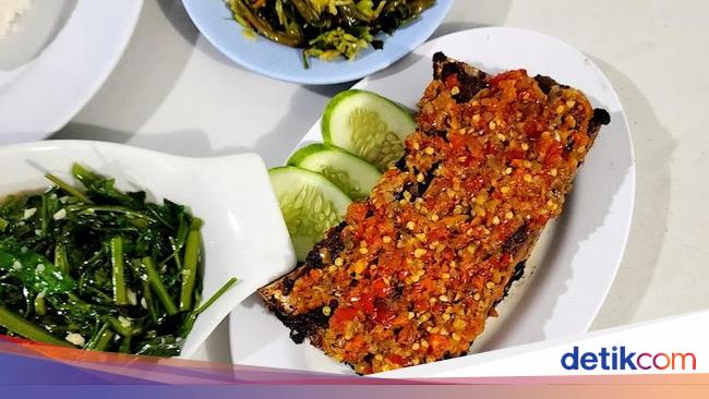 Rahang Tuna Bakar Khas Manado