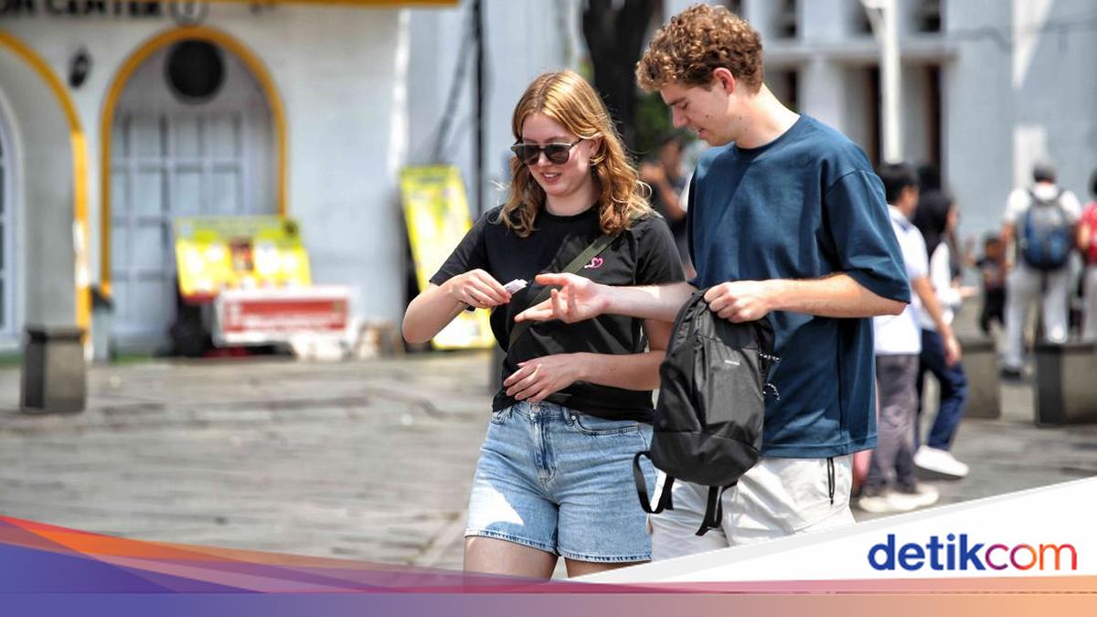 RI Kebanjiran 2,35 Juta Turis Asing di Awal 2026, Tertinggi Sejak 2021