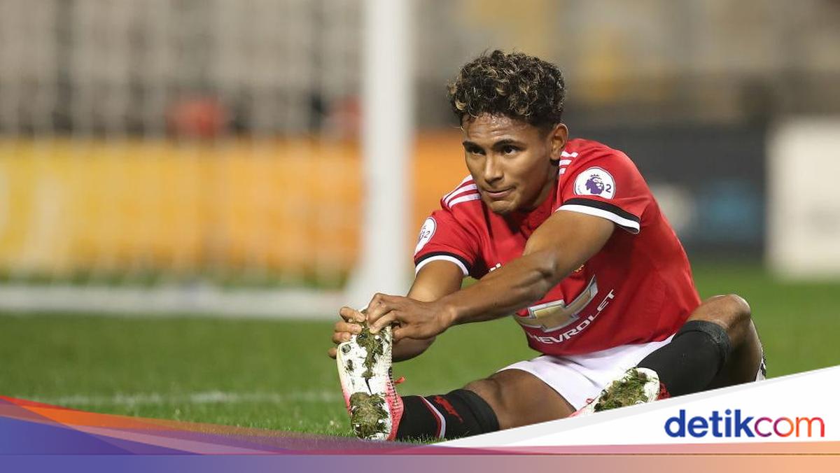 Kisah Alumni Akademi MU Nego Kontrak Pakai ChatGPT