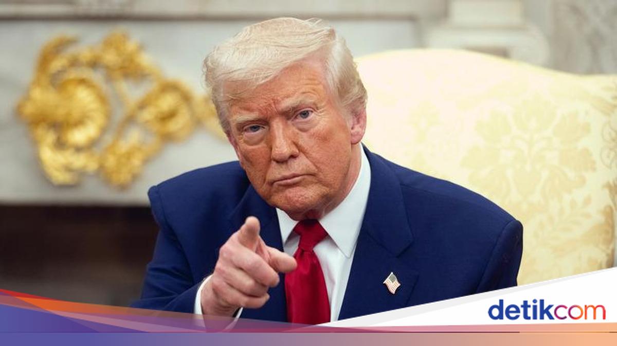 Trump Ancam Hancurkan Iran dalam Semalam Jika Tak Buka Hormuz, Harga Minyak Meroket