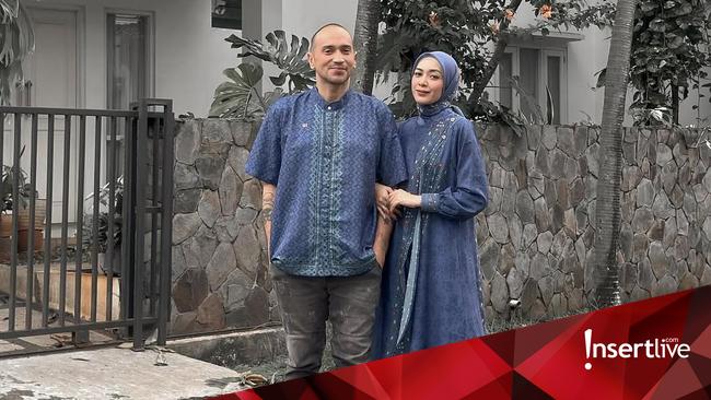 Istri Geram Tak Ada Maaf dari Wanita Rambut Biru yang Live TikTok di Pemakaman Gary Iskak