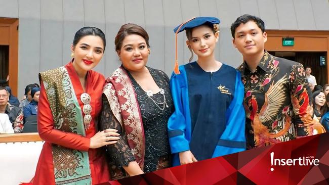 Sarah Menzel Lulus S1, Potret KD dan Ashanty Hadiri Wisuda Calon Menantu