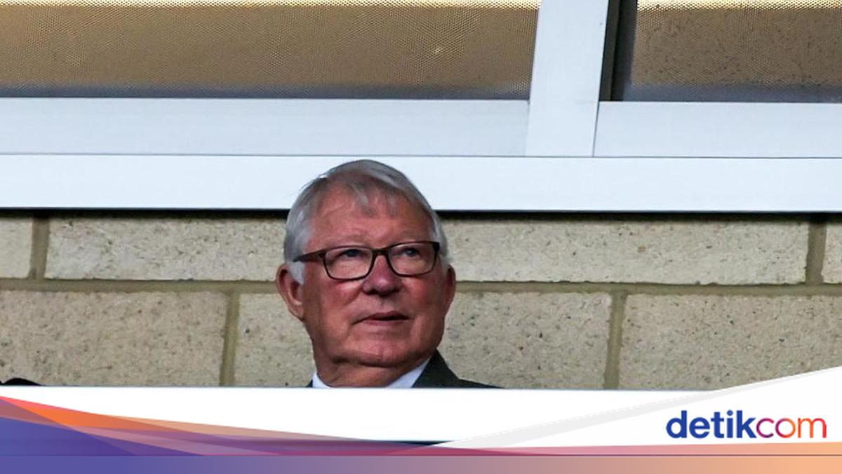 Sir Alex Ferguson's Fear: Will He Live to See Manchester United's New Stadium?