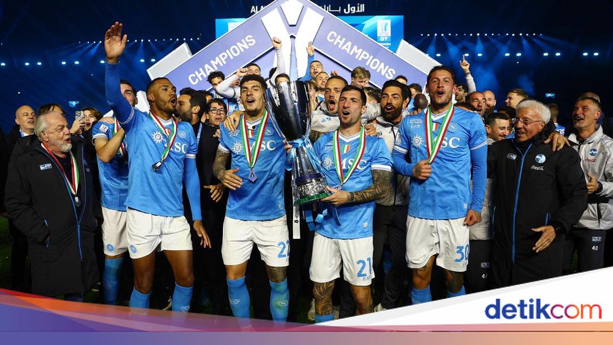 Napoli Terancam Sanksi Larangan Transfer