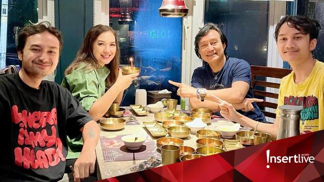 Ira Wibowo Bersyukur Banyak Kejutan di Ulang Tahun ke-58