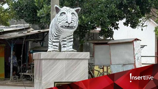 Kata Pembuat Patung Viral Macan Putih Kediri yang Dihujat, Cuma Dibayar Rp2 Ribu