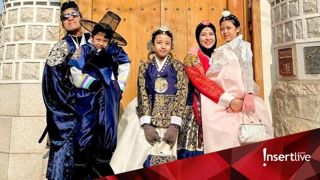 7 Momen Sweet Desta dan Natasha Rizki Ajak Anak Liburan ke Korea Remake Foto 7 Tahun Lalu
