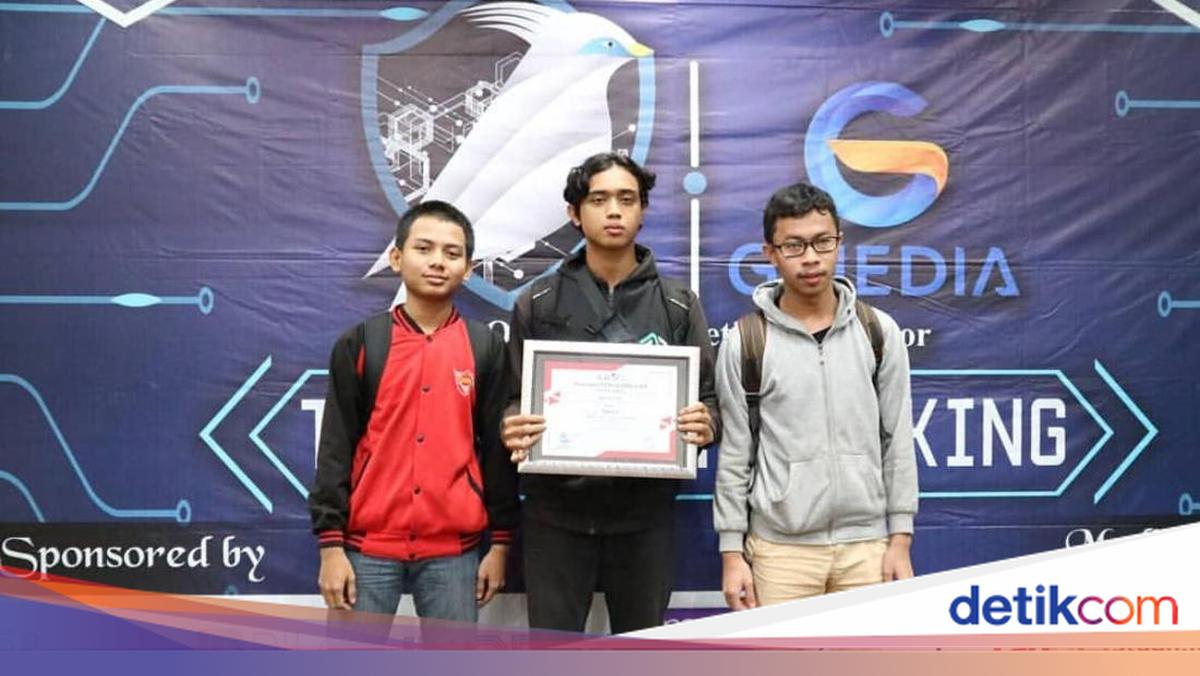 Kisah Sukses Tim Teknologi dari Daerah Dari Hidup Sederhana hingga Berjaya di Singapura