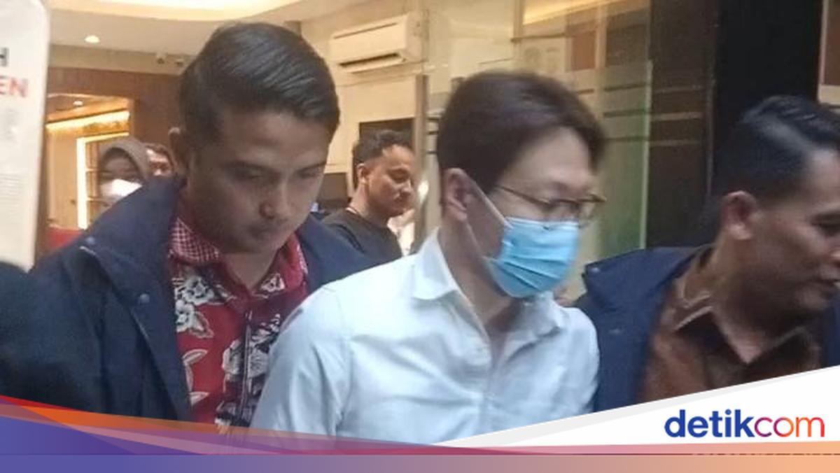 Berkas Masih Diteliti Jaksa, Penahanan Richard Lee Kembali Diperpanjang