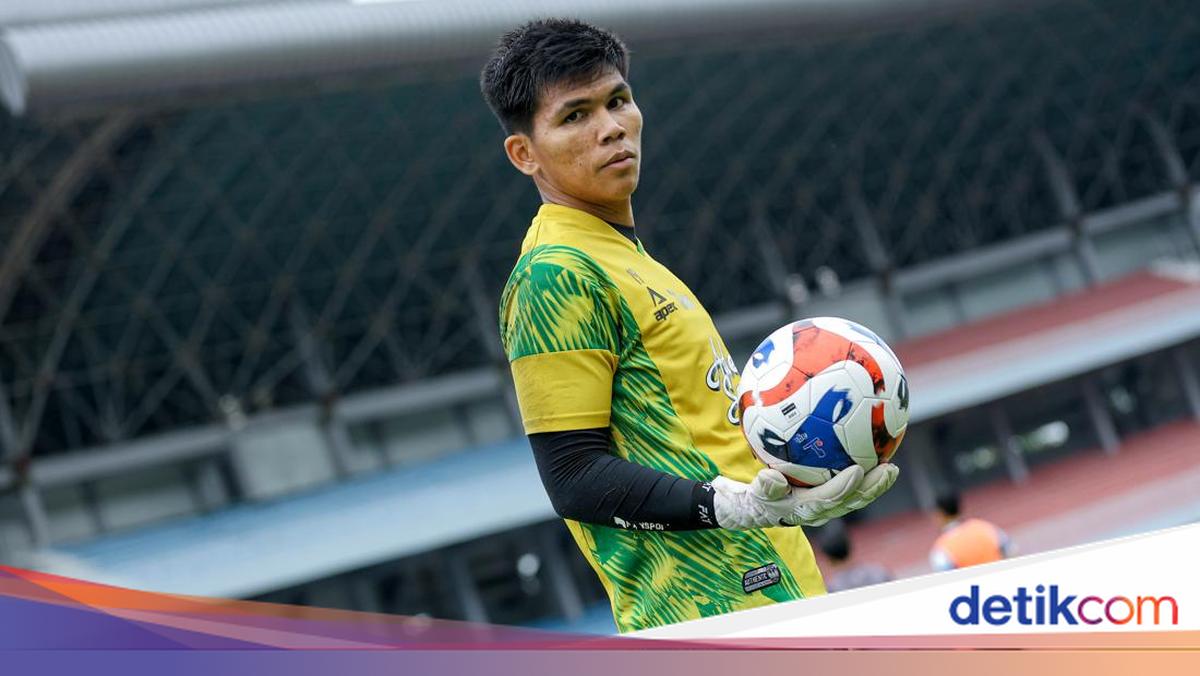PSIM Jogja Perpanjang Kontrak Kiper Cahya Supriadi untuk 2 Musim