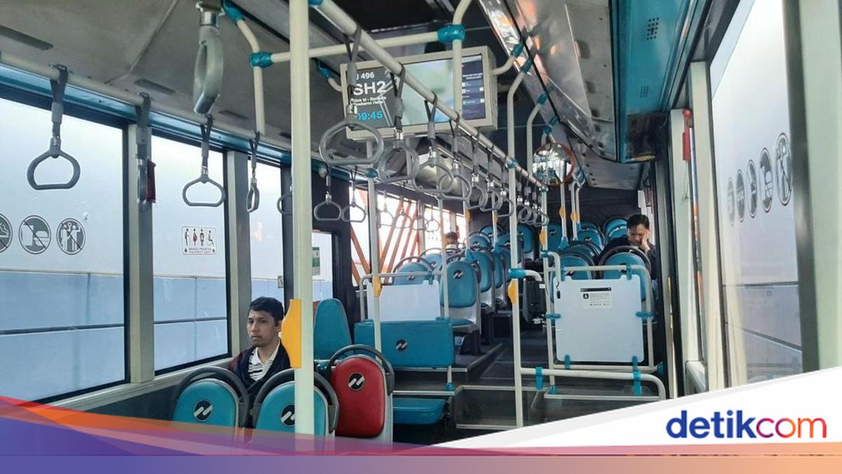Pramono Sebut Pengguna Transportasi Umum Naik: Capai 112 Juta Penumpang
