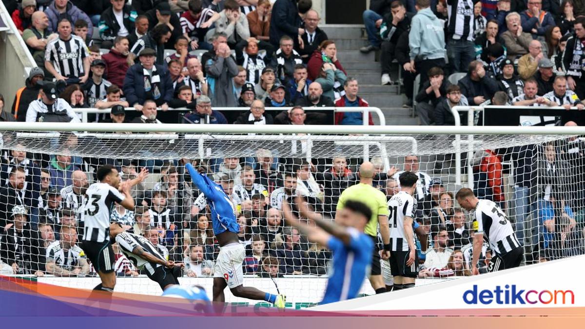 The Magpies Tumbang di Laga Derby