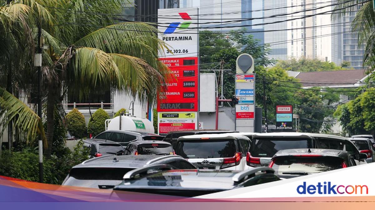 Pertamina yang Tanggung Beban Harga BBM Tak Naik