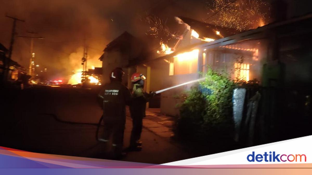 Pertamina Buka Suara soal Kebakaran Stasiun Pengisian LPG di Bekasi