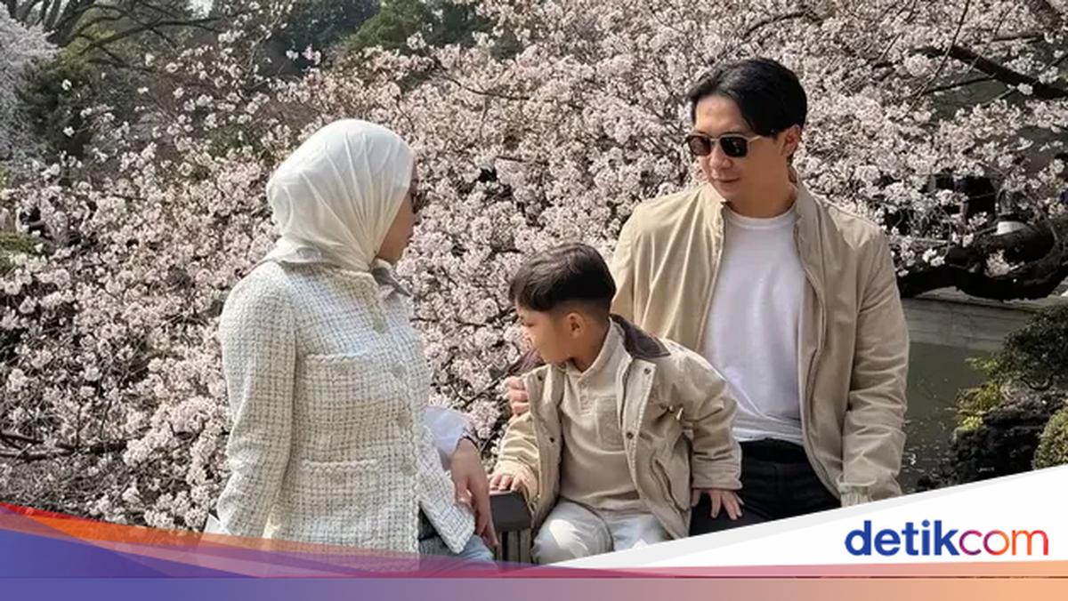 Anggunnya Nikita Willy Liburan di Jepang Bersama Keluarga