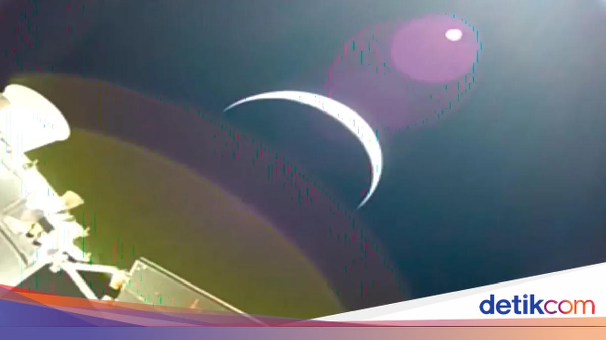 Kapsul Orion Tinggalkan Orbit Bumi dan Melesat ke Bulan, Astronaut Takjub
