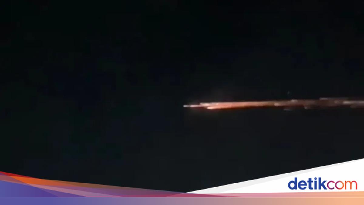 BRIN Ungkap Asal Objek Bercahaya di Langit Indonesia, Ternyata Jejak Roket China