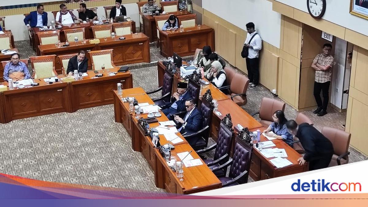 Rapat di DPR, Mahasiswa Minta Bahas RUU Perampasan Aset Tak Tergesa-gesa