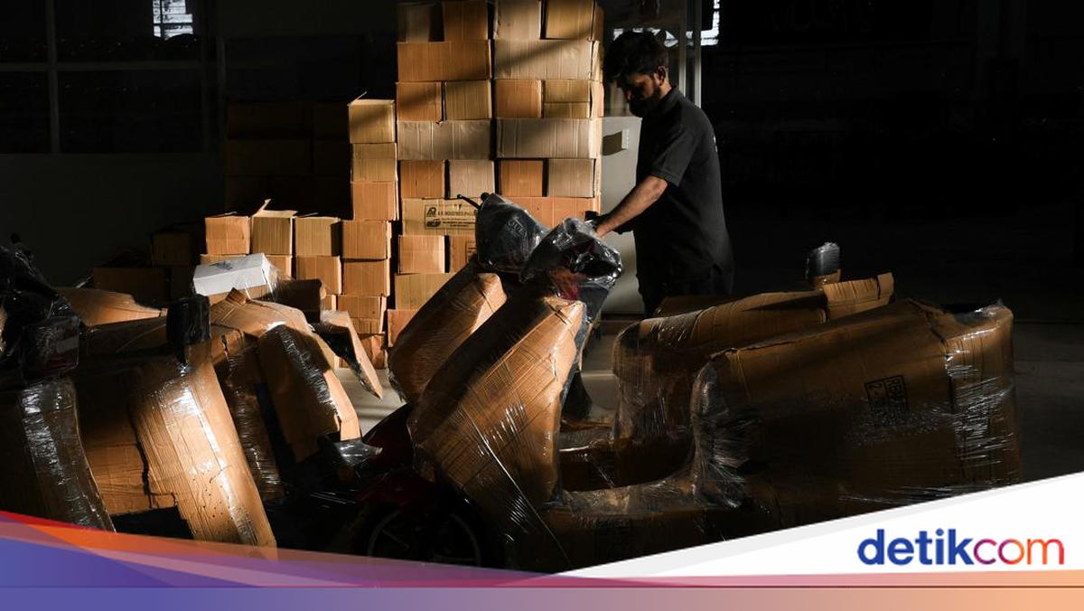 Motor Listrik Dilirik Saat BBM Kian Mahal