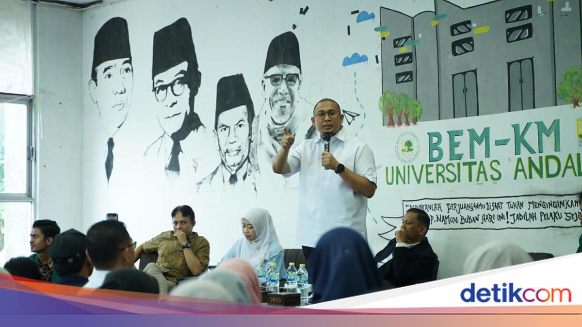 Hadiri Diskusi BEM KM Unand, Andre Rosiade Jawab Kritik ke Prabowo hingga MBG