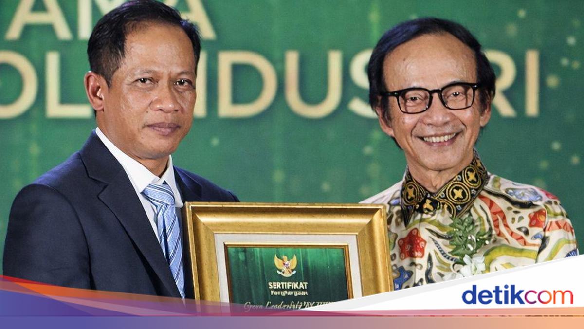 PT Kaltim Methanol Industri Raih Penghargaan Green Leadership 2025