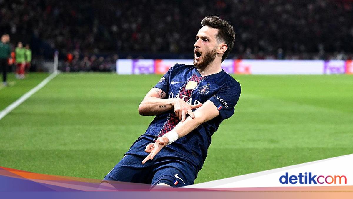 Khvicha Kvaratskhelia’s PSG Exit Rumors: Transfer Plans, Arsenal Interest, and Future Prospects