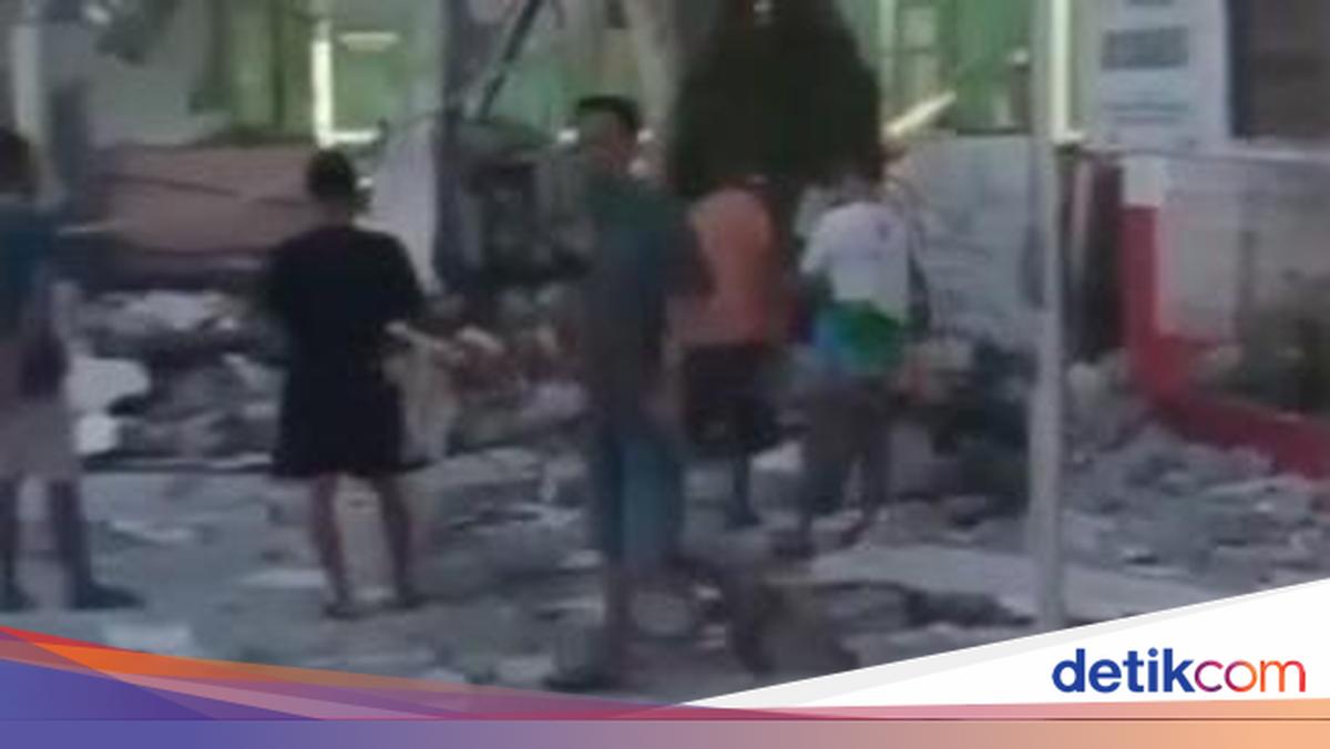 Ledakan di Lapangan Padel Bogor, Puing Berserak dan Gedung SD Terdampak