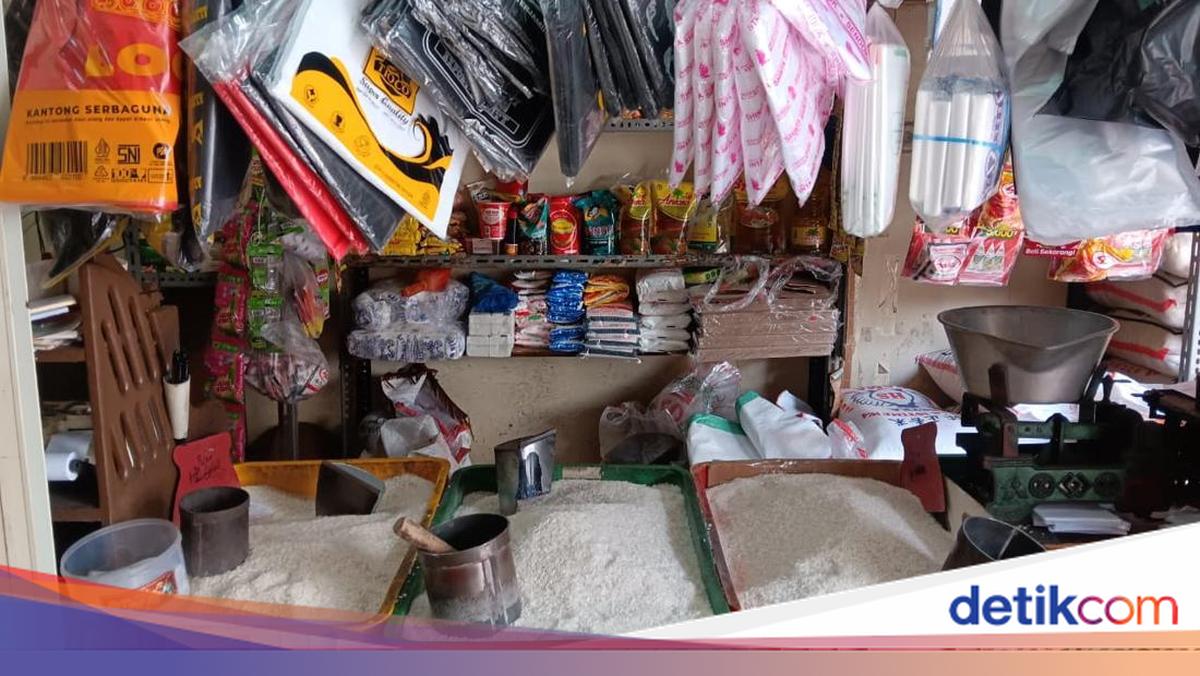 Plastik Makin Mahal, Harga Beras dan Gula Ikut Terkerek