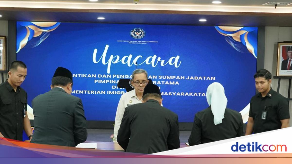 Sekjen Kemenimpipas Lantik 7 Pejabat Baru, Perkuat Pelayanan Publik