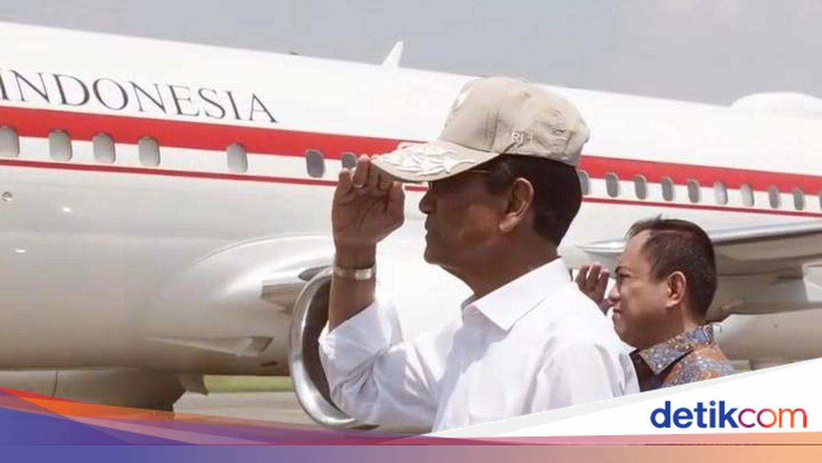 Cerita di Balik Momen Prabowo Beri Topi RI 1 ke Sultan HB X di Bandara