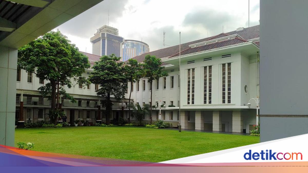 Potret Kantor Bahlil Saat Sebagian Pegawai WFH