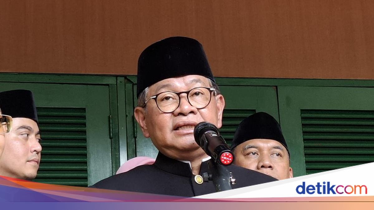 Pramono Bakal Rapat Khusus soal Ikan Sapu-Sapu, Minta Semua Walkot Basmi