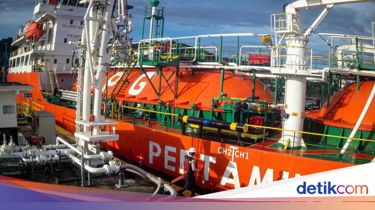 Jaga Pasokan, Kapal Pertamina Salurkan LPG ke Sulawesi dan Jawa Timur