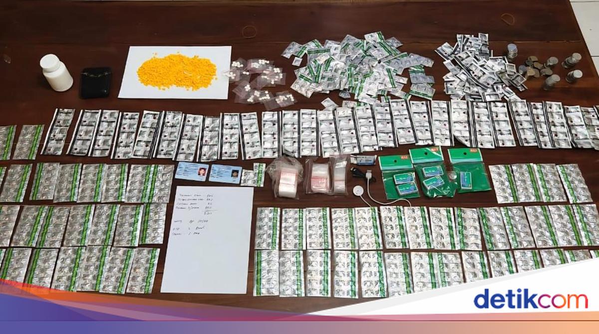 Polisi Bongkar Peredaran Obat Keras di Bogor, 2.311 Tramadol-Eximer Disita