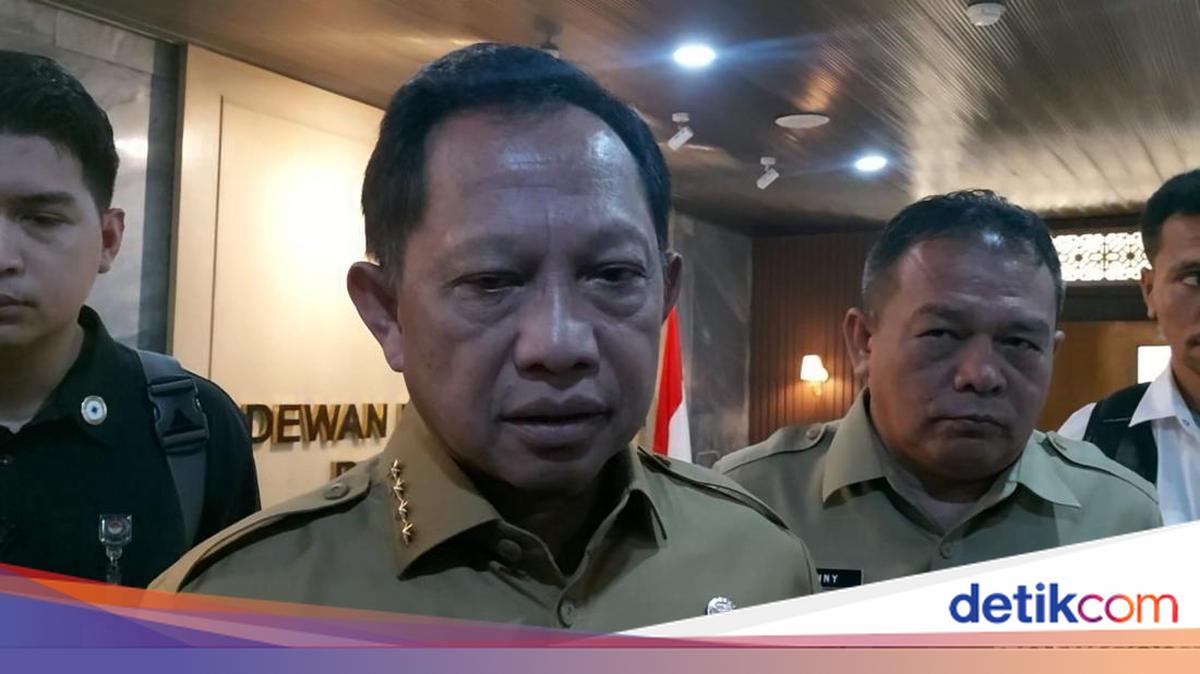 Tito Tegaskan Daerah Harus Terapkan WFH: Tunjukkan Loyal ke Pusat