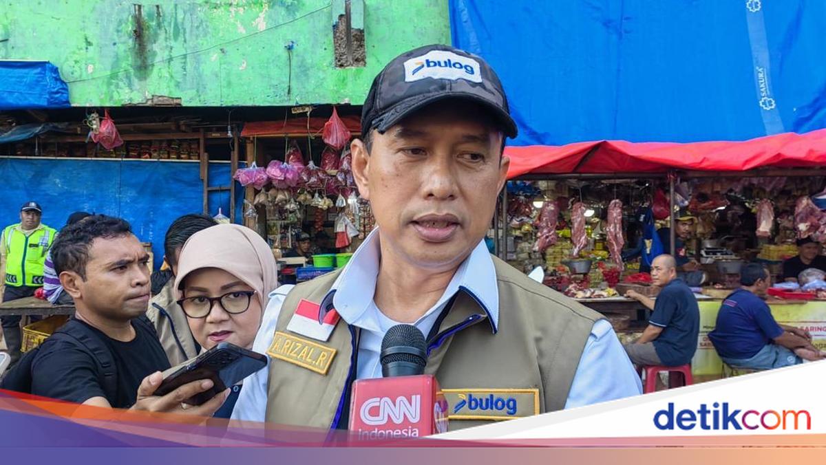 Bos Bulog Dicurhati Pedagang soal Harga Plastik Naik Gila-gilaan