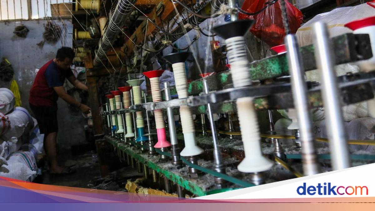 Pengusaha Waswas Bulan Depan Nggak Bisa Produksi